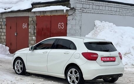 Mercedes-Benz A-Класс, 2013 год, 1 100 000 рублей, 3 фотография