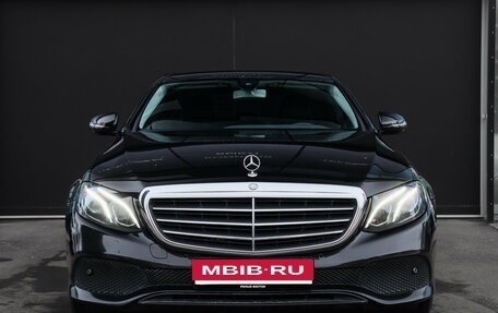 Mercedes-Benz E-Класс, 2016 год, 2 200 000 рублей, 2 фотография