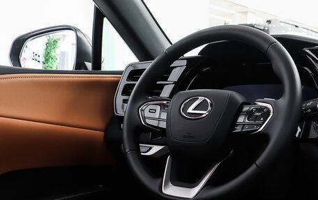 Lexus RX IV рестайлинг, 2025 год, 7 200 000 рублей, 13 фотография