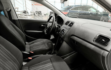 Volkswagen Polo VI (EU Market), 2017 год, 950 000 рублей, 11 фотография