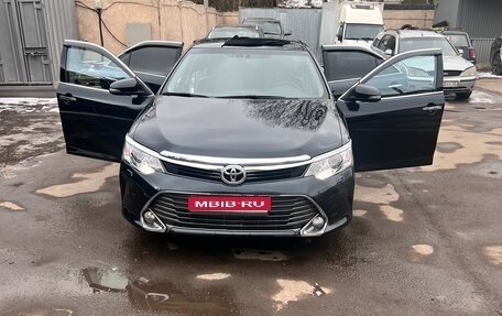 Toyota Camry, 2016 год, 2 000 000 рублей, 1 фотография