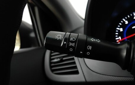 Hyundai Solaris II рестайлинг, 2016 год, 1 077 000 рублей, 19 фотография