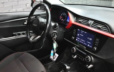 KIA Rio IV, 2021 год, 1 570 000 рублей, 17 фотография