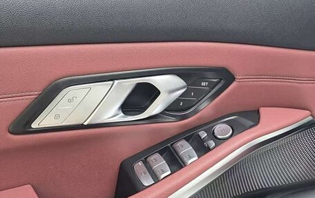 BMW 3 серия, 2021 год, 2 700 002 рублей, 17 фотография