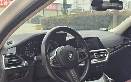 BMW 3 серия, 2021 год, 2 700 002 рублей, 14 фотография