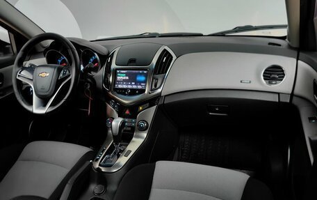 Chevrolet Cruze II, 2013 год, 599 000 рублей, 13 фотография
