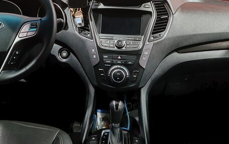 Hyundai Santa Fe III рестайлинг, 2014 год, 2 000 000 рублей, 15 фотография