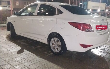 Hyundai Solaris II рестайлинг, 2014 год, 680 000 рублей, 15 фотография