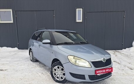 Skoda Fabia II, 2011 год, 349 000 рублей, 2 фотография