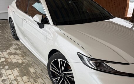 Toyota Camry, 2024 год, 3 750 000 рублей, 6 фотография