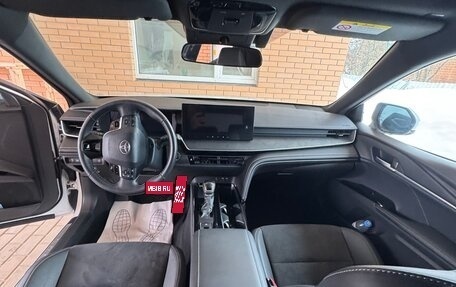 Toyota Camry, 2024 год, 3 750 000 рублей, 7 фотография