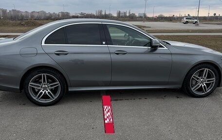 Mercedes-Benz E-Класс, 2018 год, 2 990 000 рублей, 11 фотография