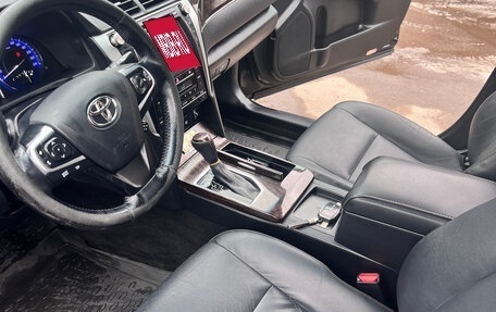 Toyota Camry, 2016 год, 2 000 000 рублей, 4 фотография