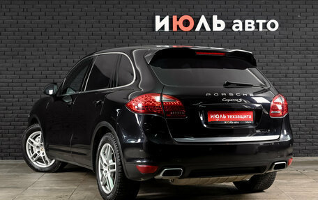 Porsche Cayenne III, 2011 год, 2 000 000 рублей, 7 фотография