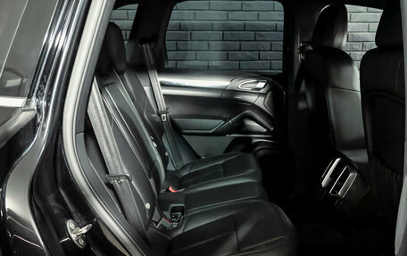 Porsche Cayenne III, 2011 год, 2 000 000 рублей, 20 фотография