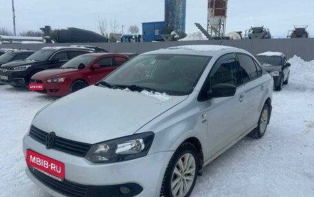 Volkswagen Polo VI (EU Market), 2013 год, 810 000 рублей, 1 фотография