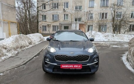 KIA Sportage IV рестайлинг, 2020 год, 2 470 000 рублей, 2 фотография