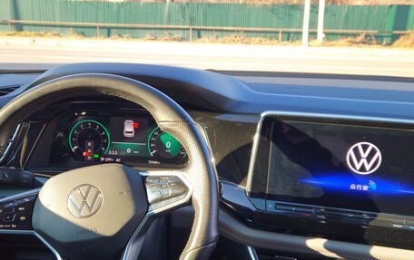 Volkswagen Teramont I, 2021 год, 4 200 000 рублей, 8 фотография