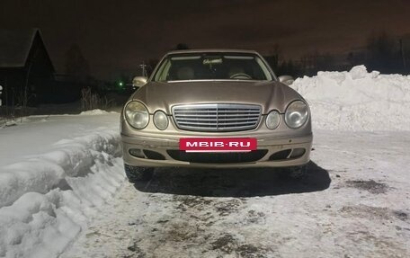 Mercedes-Benz E-Класс, 2004 год, 400 000 рублей, 7 фотография