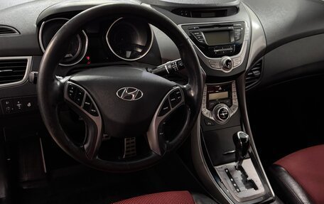 Hyundai Elantra V, 2013 год, 1 099 000 рублей, 3 фотография