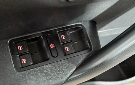 Volkswagen Polo VI (EU Market), 2016 год, 850 000 рублей, 13 фотография