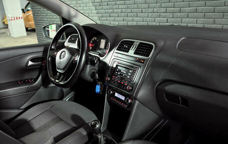 Volkswagen Polo VI (EU Market), 2016 год, 850 000 рублей, 16 фотография