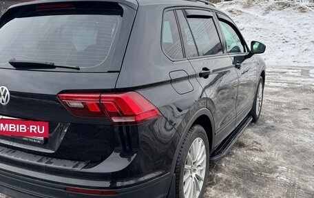 Volkswagen Tiguan II, 2018 год, 2 350 000 рублей, 8 фотография