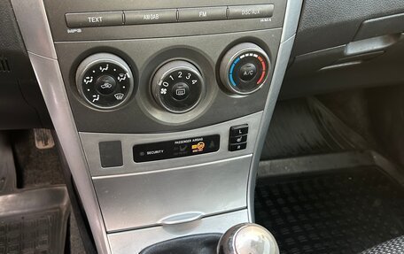 Toyota Corolla, 2011 год, 1 130 000 рублей, 5 фотография