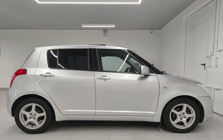 Suzuki Swift III, 2010 год, 725 000 рублей, 8 фотография