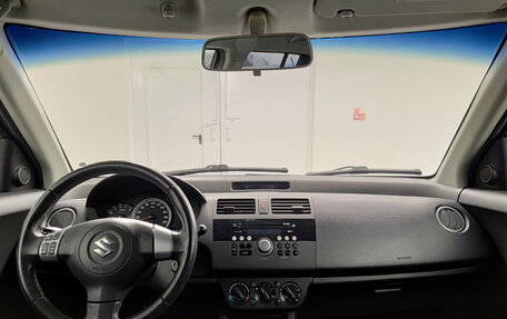 Suzuki Swift III, 2010 год, 725 000 рублей, 18 фотография