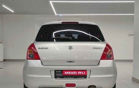Suzuki Swift III, 2010 год, 725 000 рублей, 10 фотография