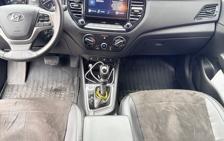 Hyundai Solaris II рестайлинг, 2021 год, 1 780 000 рублей, 6 фотография