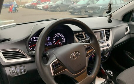 Hyundai Solaris II рестайлинг, 2019 год, 1 280 000 рублей, 8 фотография