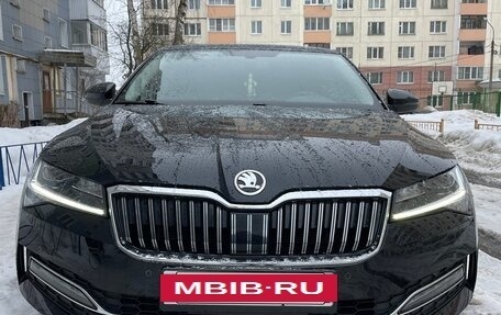 Skoda Superb III рестайлинг, 2024 год, 4 500 000 рублей, 12 фотография