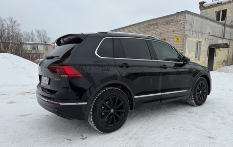 Volkswagen Tiguan II, 2018 год, 2 350 000 рублей, 4 фотография