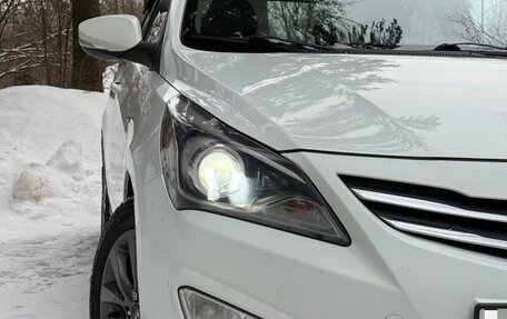 Hyundai Solaris II рестайлинг, 2015 год, 1 049 000 рублей, 2 фотография