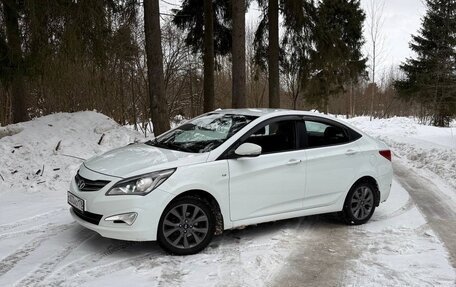 Hyundai Solaris II рестайлинг, 2015 год, 1 049 000 рублей, 9 фотография