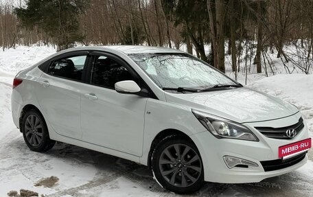 Hyundai Solaris II рестайлинг, 2015 год, 1 049 000 рублей, 5 фотография