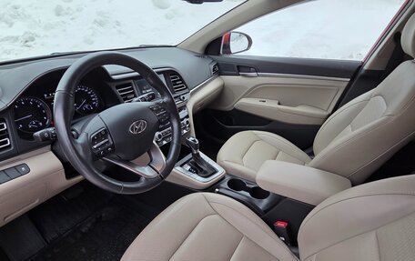 Hyundai Elantra VI рестайлинг, 2020 год, 2 120 000 рублей, 5 фотография