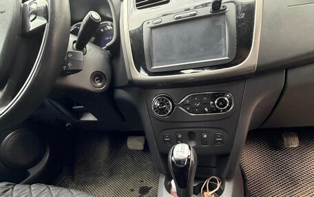 Renault Sandero II рестайлинг, 2018 год, 950 000 рублей, 14 фотография