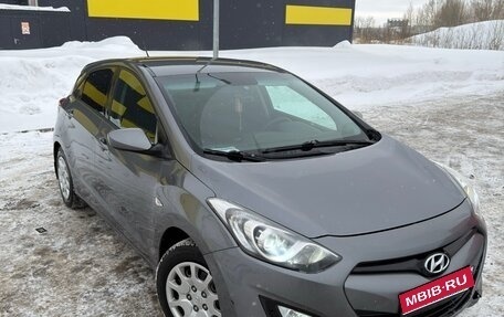 Hyundai i30 II рестайлинг, 2013 год, 965 000 рублей, 1 фотография