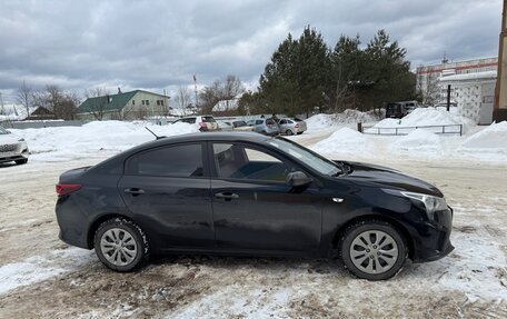 KIA Rio IV, 2021 год, 1 800 000 рублей, 3 фотография