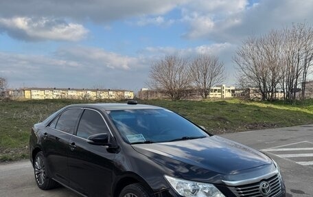 Toyota Camry, 2013 год, 1 650 000 рублей, 2 фотография