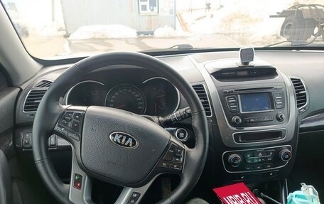 KIA Sorento II рестайлинг, 2017 год, 2 200 000 рублей, 19 фотография