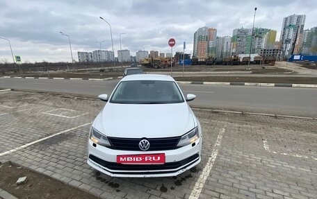 Volkswagen Jetta VI, 2016 год, 880 000 рублей, 2 фотография