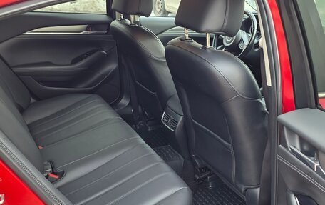 Mazda 6, 2022 год, 2 850 000 рублей, 10 фотография