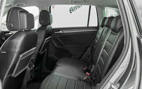 Volkswagen Tiguan II, 2019 год, 2 785 000 рублей, 20 фотография