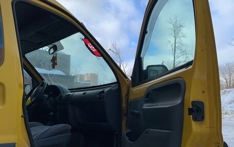 Renault Kangoo II рестайлинг, 1999 год, 229 000 рублей, 10 фотография