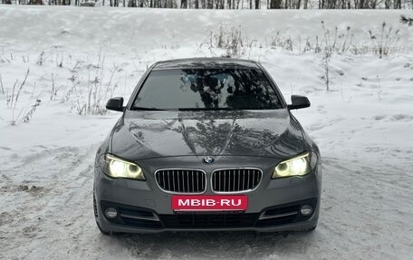 BMW 5 серия, 2013 год, 1 950 000 рублей, 2 фотография
