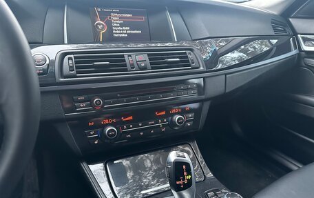 BMW 5 серия, 2013 год, 1 950 000 рублей, 12 фотография